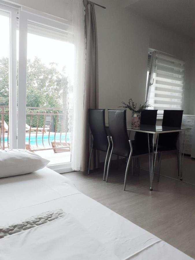 Villa Roso Kastela Exterior photo